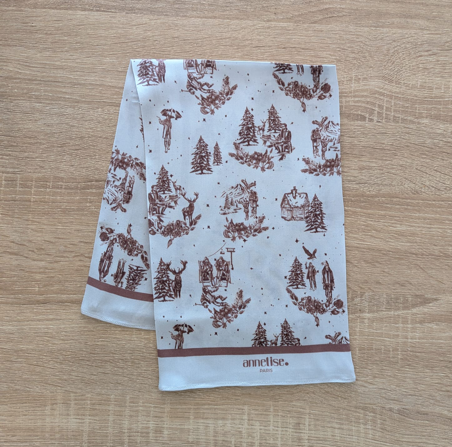 Foulard Toile d'Hiver Chocolat Glacé en viscose de Bambou, fait main en France, accessoire mode